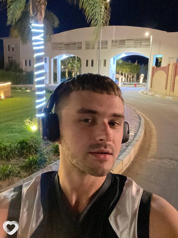 Илья, 25, Витебске — анкета №2097197