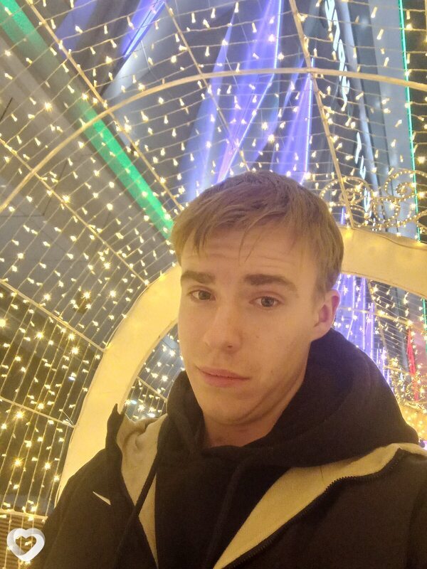 Андрей, 22, Москве — анкета №2097288