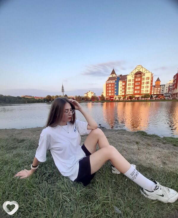 Аделина, 27, Москве — анкета №1384095
