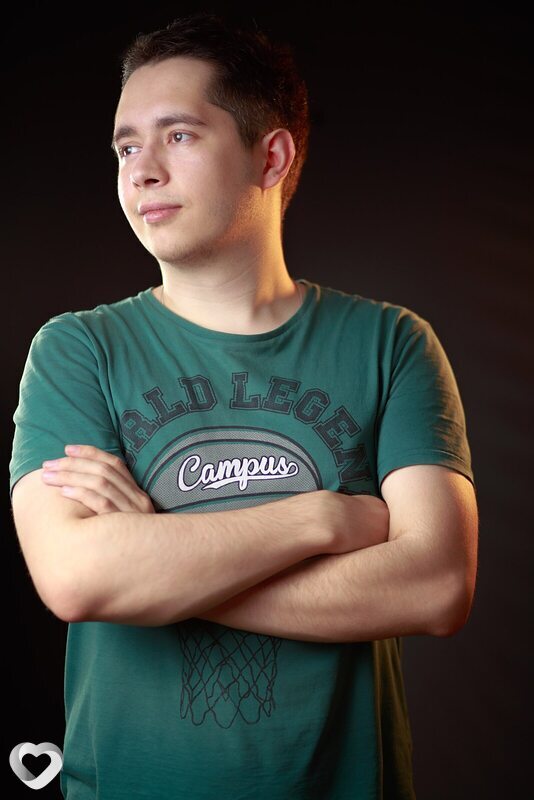 Андрей, 29, Ханты-Мансийске — анкета №1384126