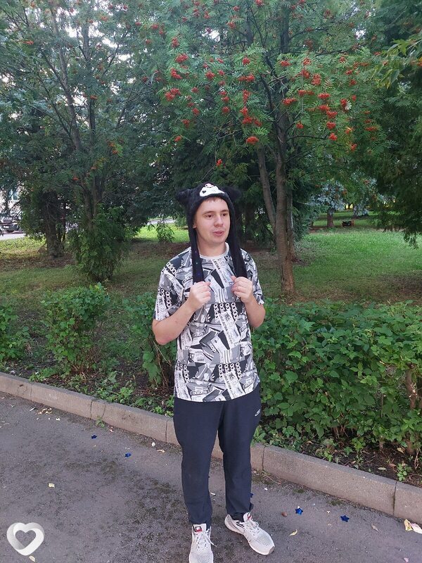 Марк, 21, Москве — анкета №1384535