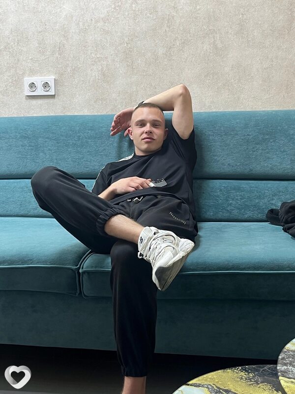 Дима, 25, Москве — анкета №1384635