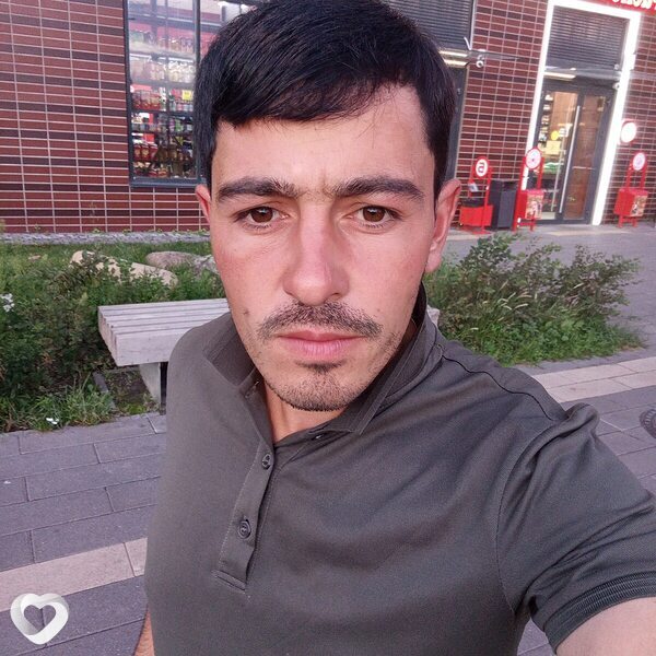 Вардан, 29, Москве — анкета №1384978