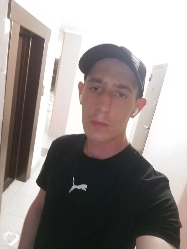 Кирилл, 33, Омске — анкета №1384833