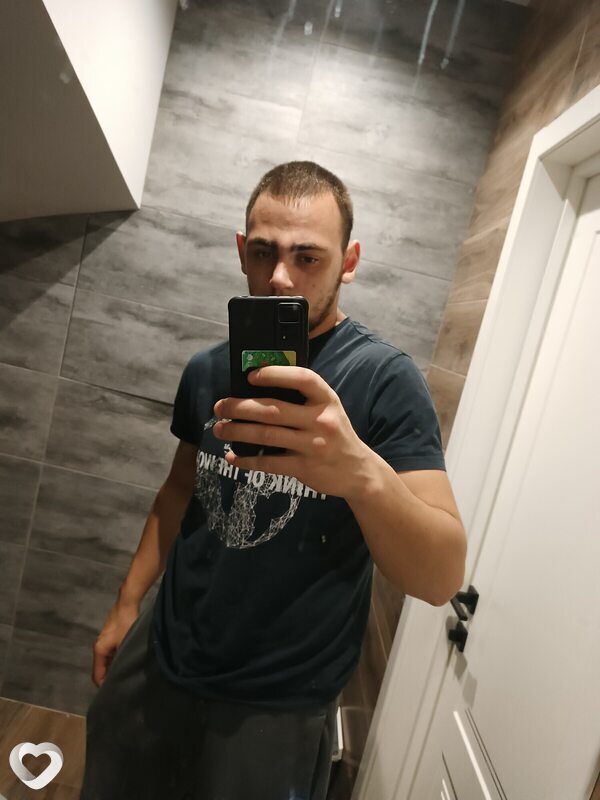 Андрей, 25, Смоленске — анкета №1386584
