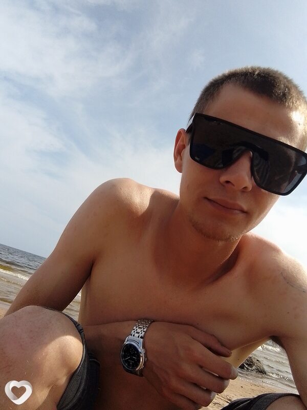 Евгений, 27, Сосновом Боре — анкета №1386843