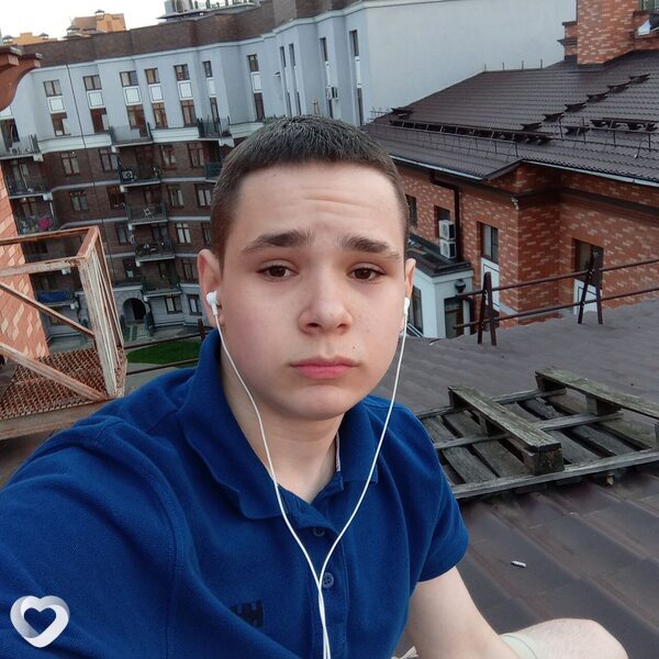Амир, 20, Москве — анкета №1387382