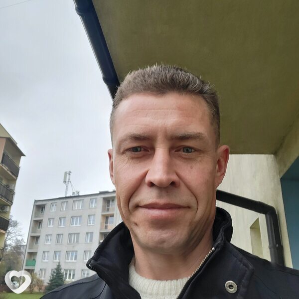 Макс, Забрже