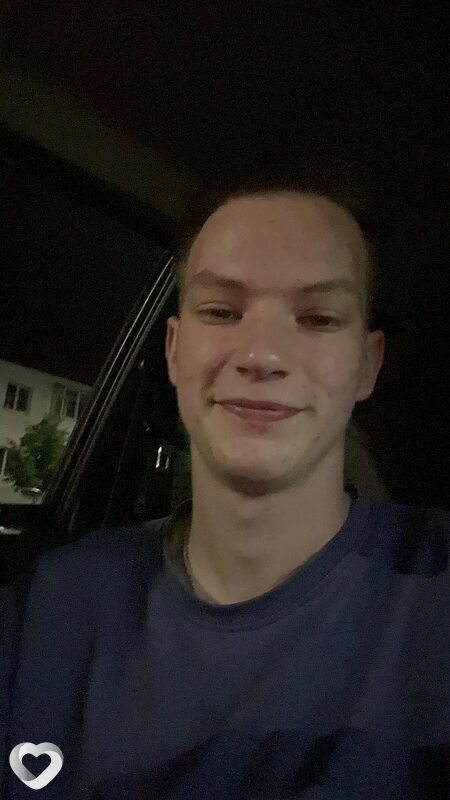 Артур, 23, Комсомольске-на-Амуре — анкета №1388575