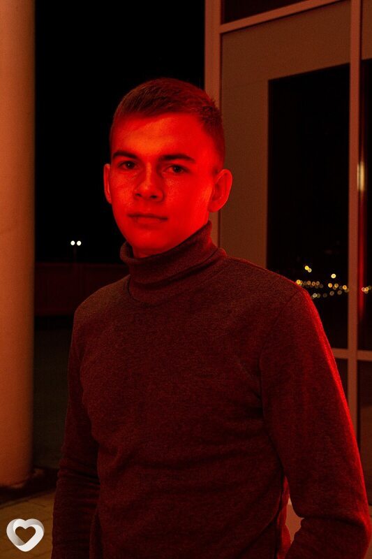Владислав, 23, Кемерове — анкета №1389472
