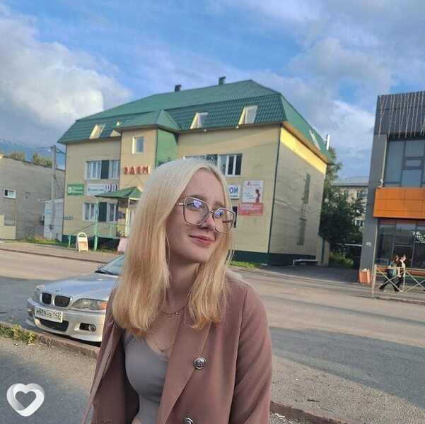 Аня, 23, Москве — анкета №1389930
