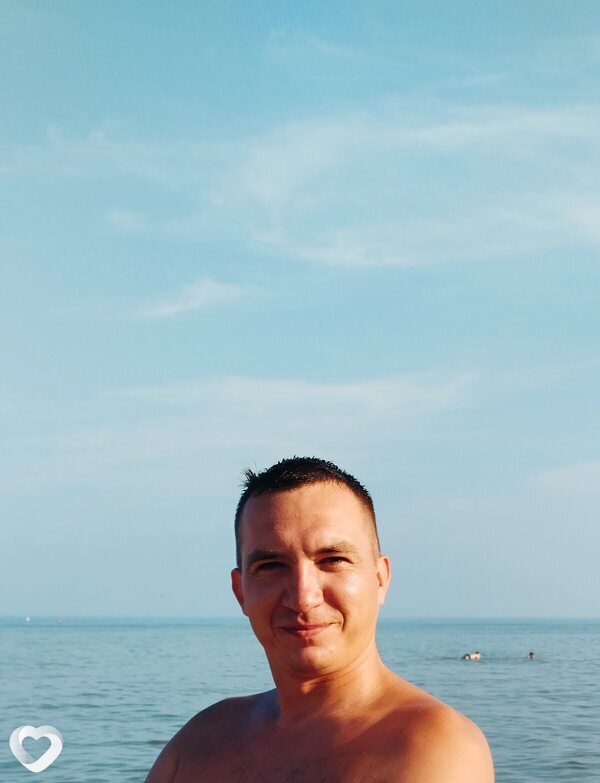 Виктор, 31, Торезе — анкета №1390105