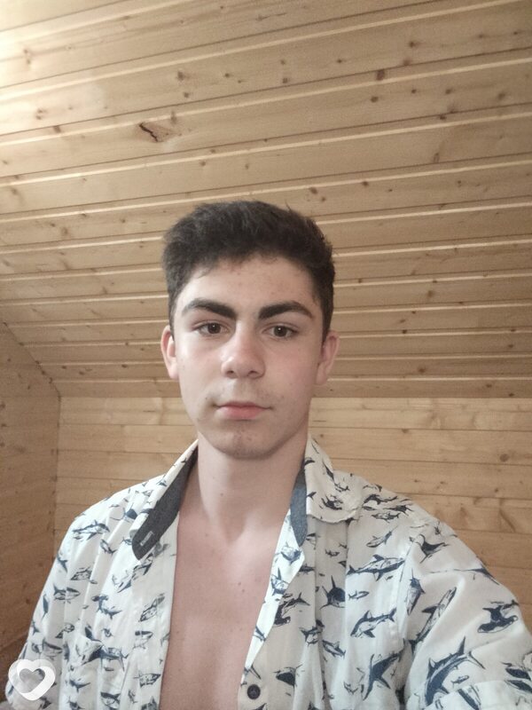 Константин, 21, Москве — анкета №1390156