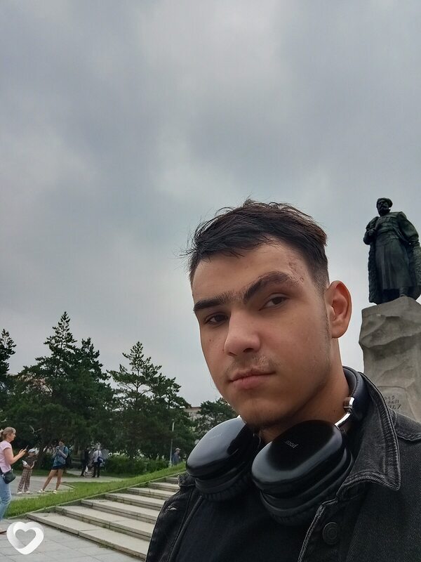 Максим, 19, Владивостоке — анкета №1391437