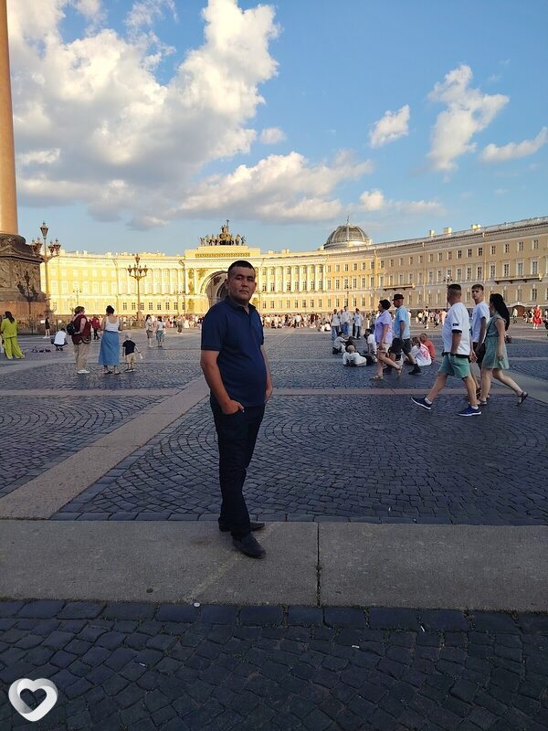 Хамиджон, Ломоносов
