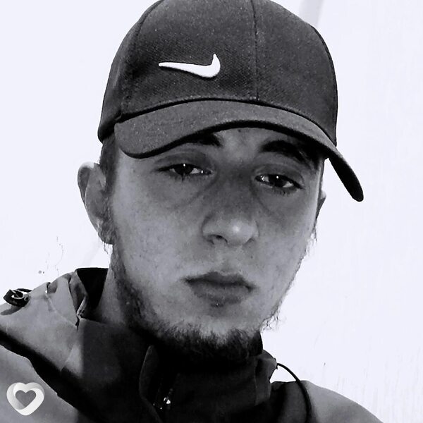 Виктор, 22, Ростове-на-Дону — анкета №1391876