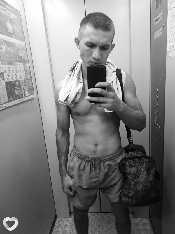 Александр, 29, Красноярске — анкета №1392873