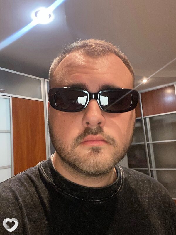 Олег, 22, Москве — анкета №1392334