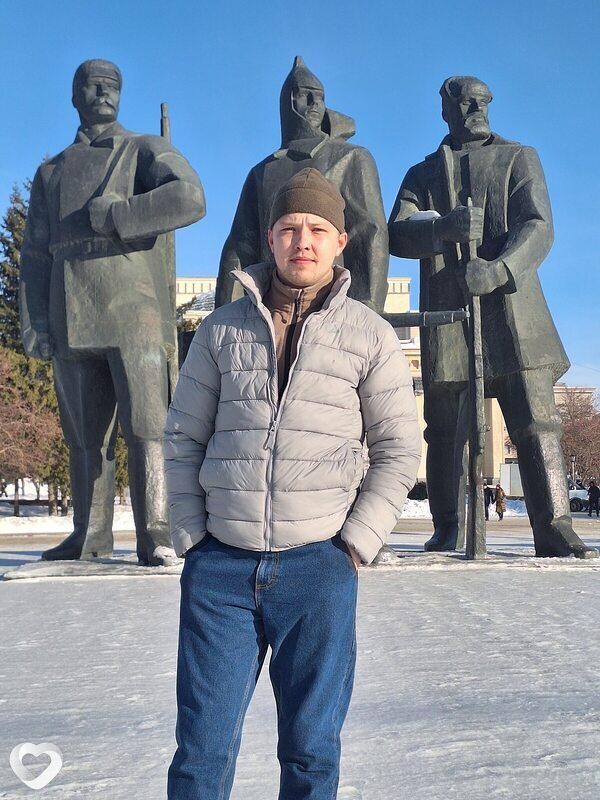 Владимир, 26, Новосибирске — анкета №1392834
