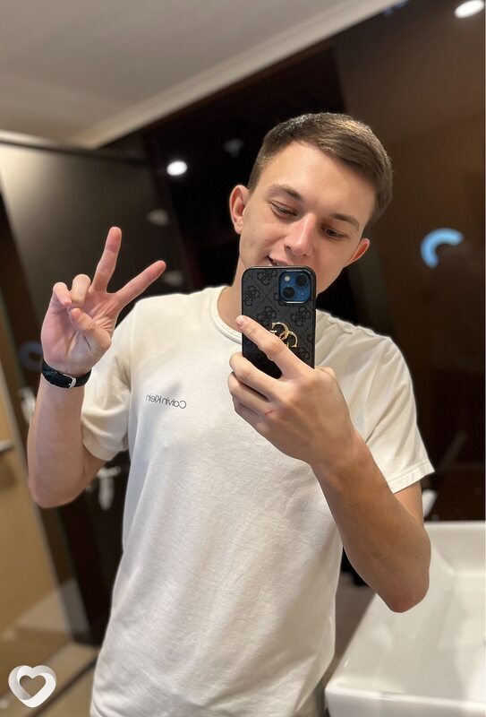 Влад, 23, Воронеже — анкета №1392359