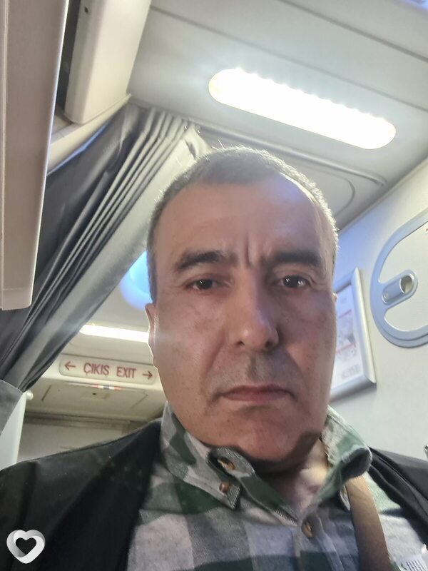 Fazliddin, Прага