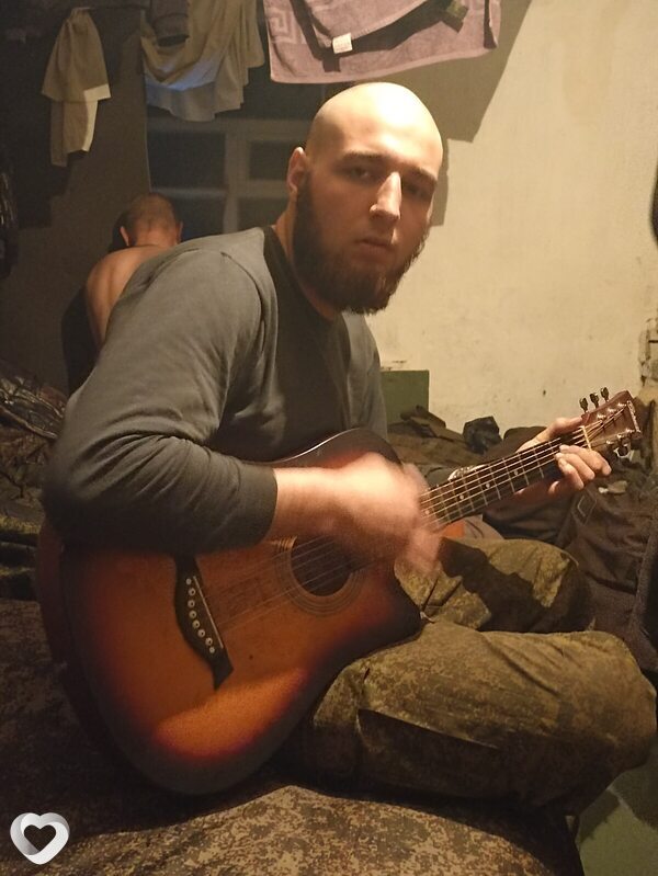 Денис, 25, Москве — анкета №1393140
