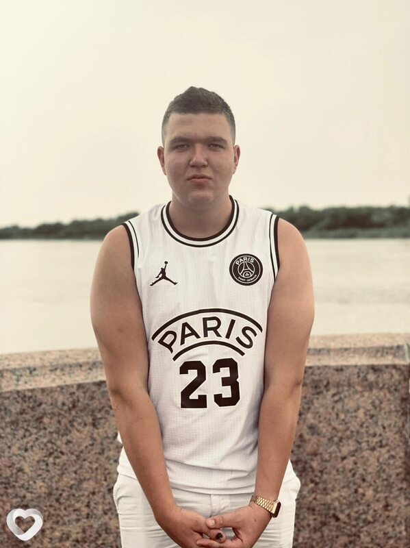 Юрий, 25, Москве — анкета №1393146