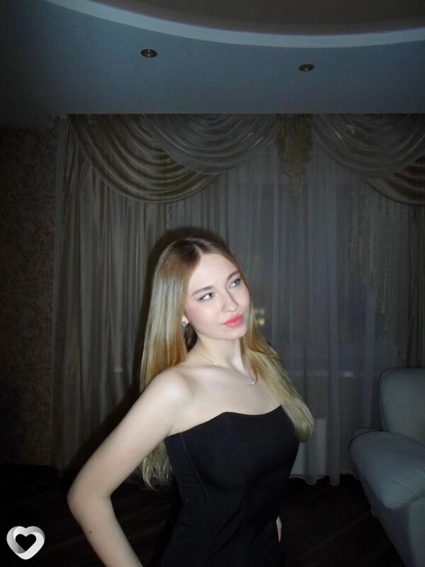 Ника, 23, Адлер — анкета №1393271