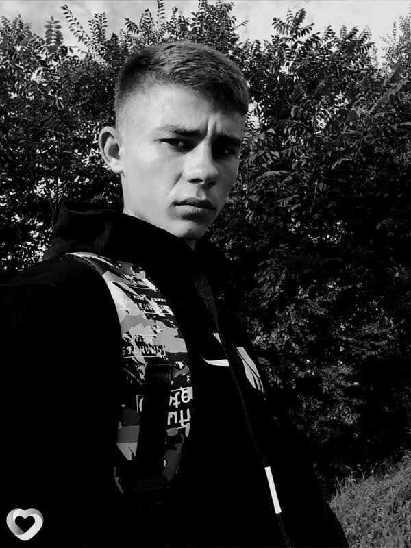 Андрей, 21, Благовещенске — анкета №1393282