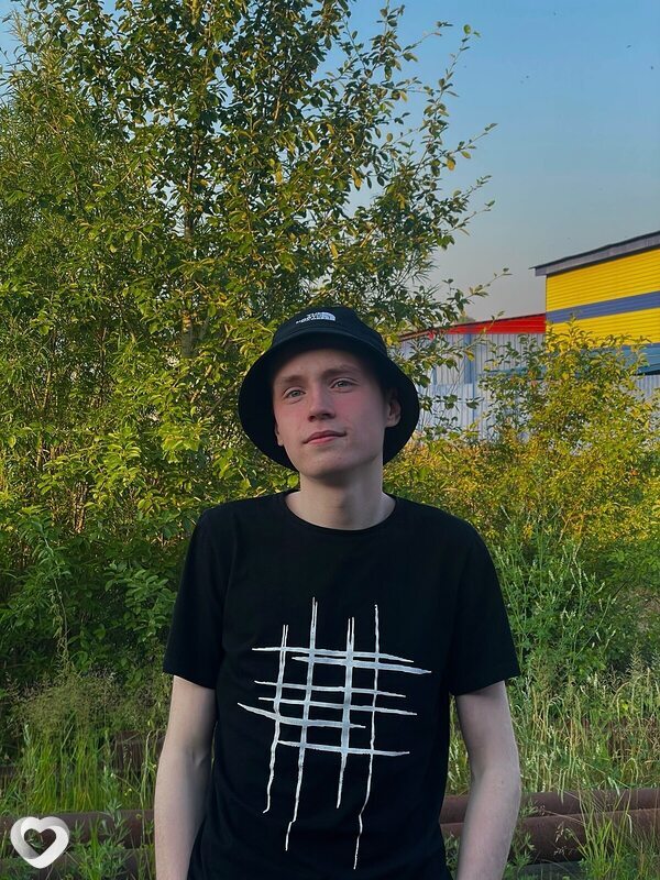 Родион, 21, Москве — анкета №1393710