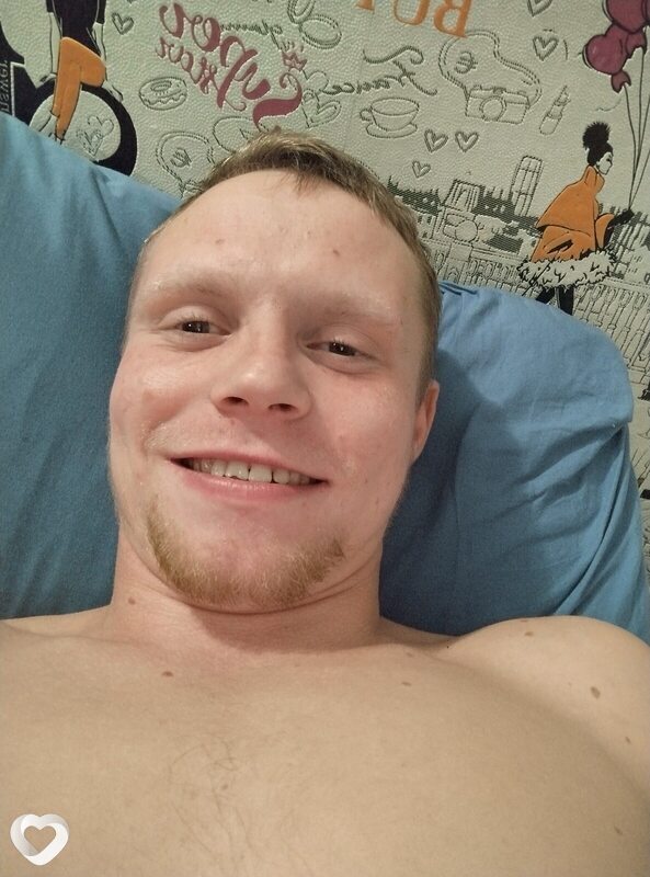 Александр, 22, Горно-Алтайске — анкета №1393996