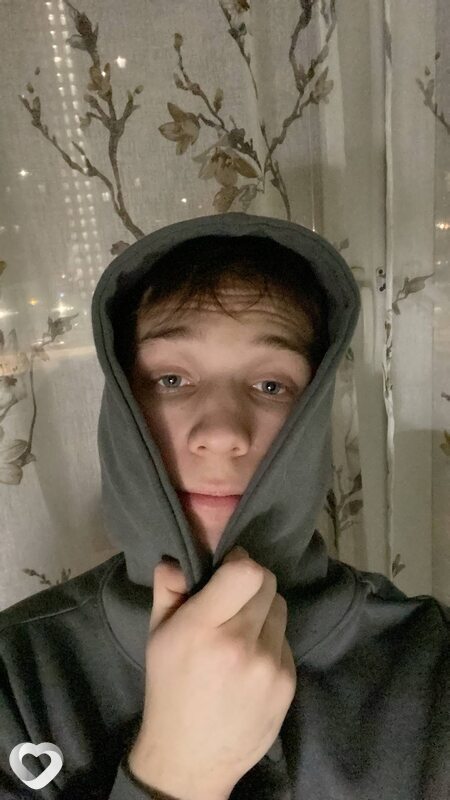 Денис, 20, Москве — анкета №1394089