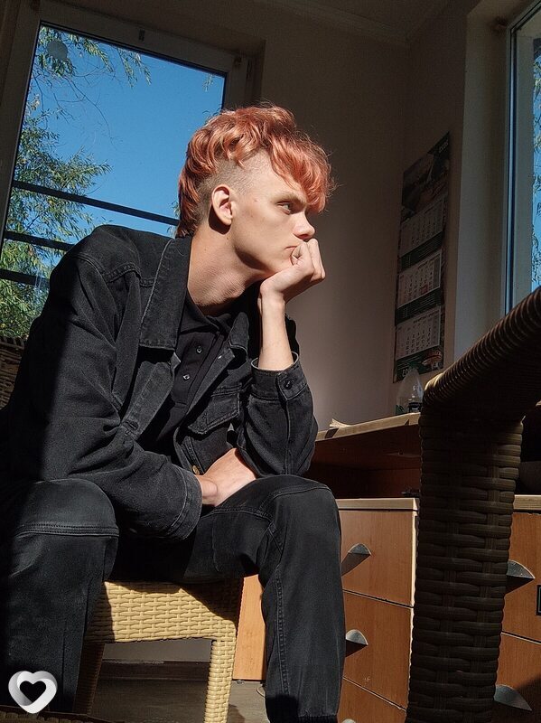 Александр, 20, Бресте — анкета №1394334