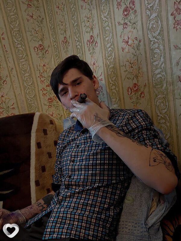 Колян, 23, Москве — анкета №1395145