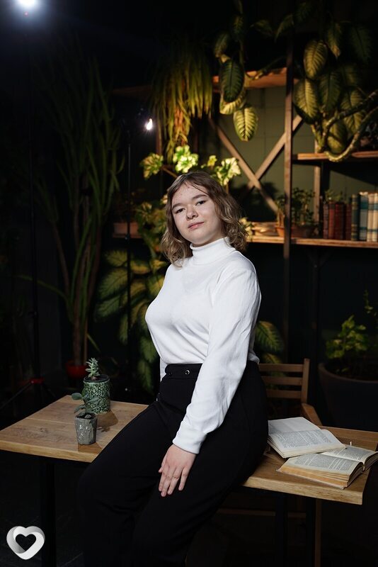 Ксения, 20, Тюмени — анкета №1395071