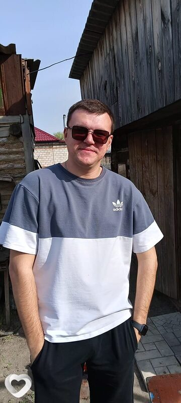 Олег, 27, Барнауле — анкета №1396214