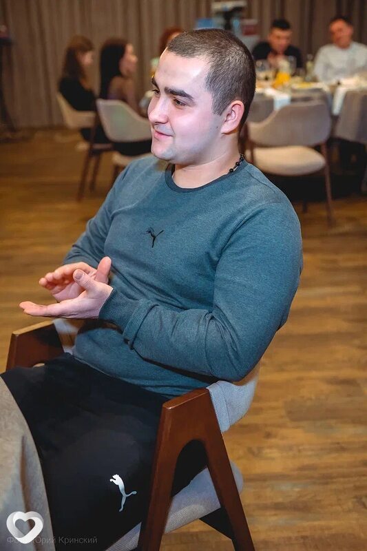 Максим, 26, Москве — анкета №1396575