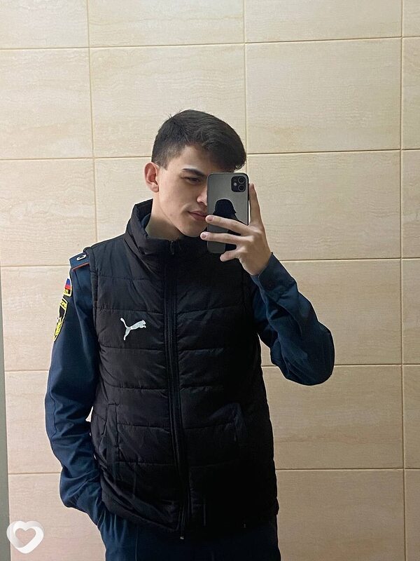 Иван, 20, Москве — анкета №1396693