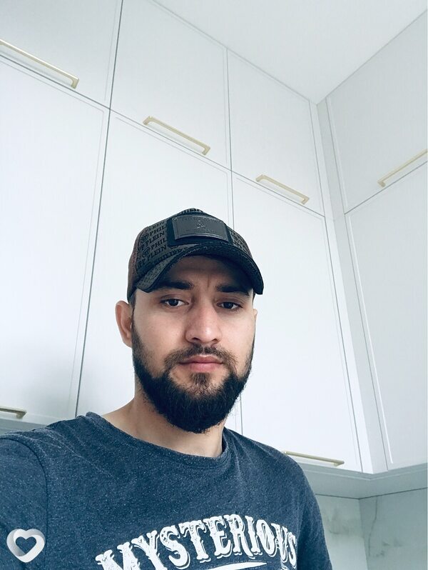 Бек, 32, Москве — анкета №1397345
