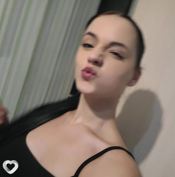 Катюша, 33, Саратове — анкета №1397355