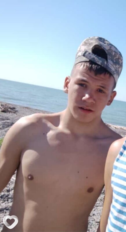 Дима, 20, Москве — анкета №1397932