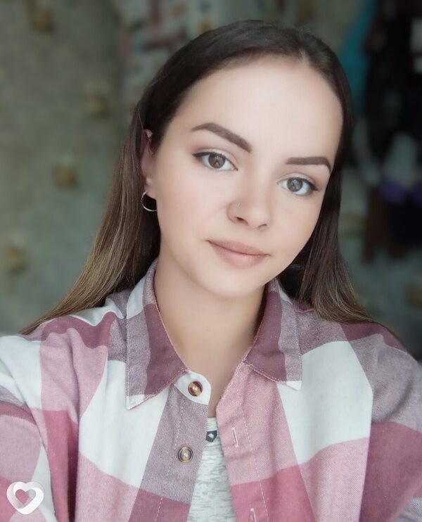 Люда, 27, Россоши — анкета №1398880