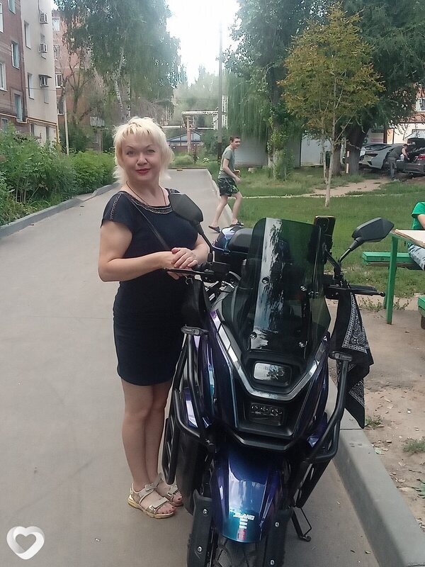 Елена, 46, Энгельсе — анкета №1400109