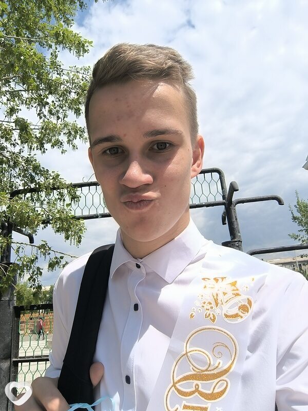 Дмитрий, 20, Казани — анкета №1399976