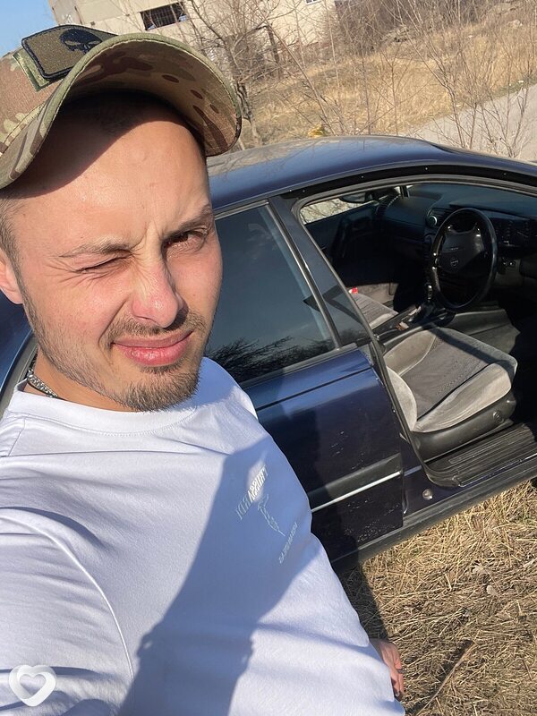 Александр, 30, Антраците — анкета №1401137