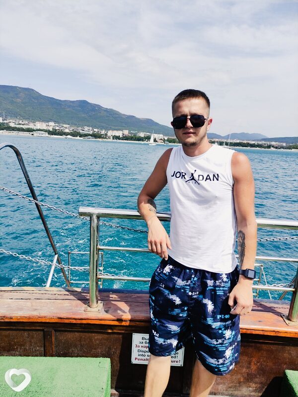 Дмитрий, 27, Набережных Челнах — анкета №1401153