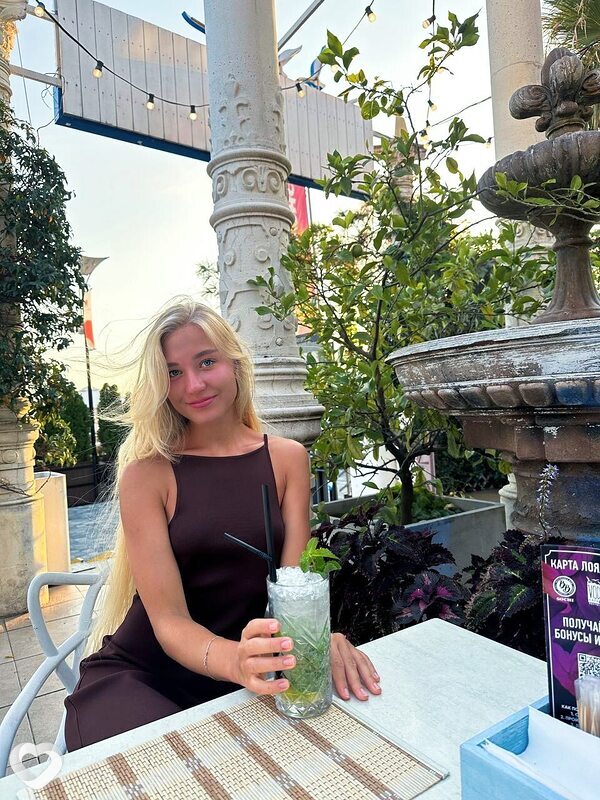 Алина, 21, Челябинске — анкета №1401569