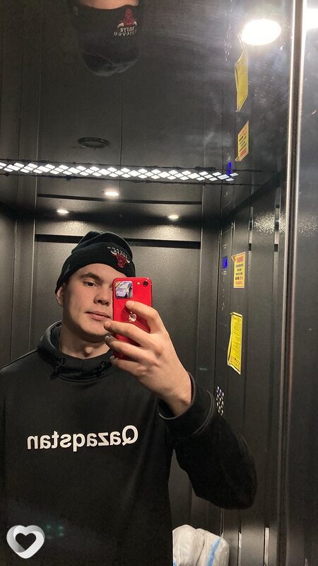 Ренат, 21, Сургуте — анкета №1402029