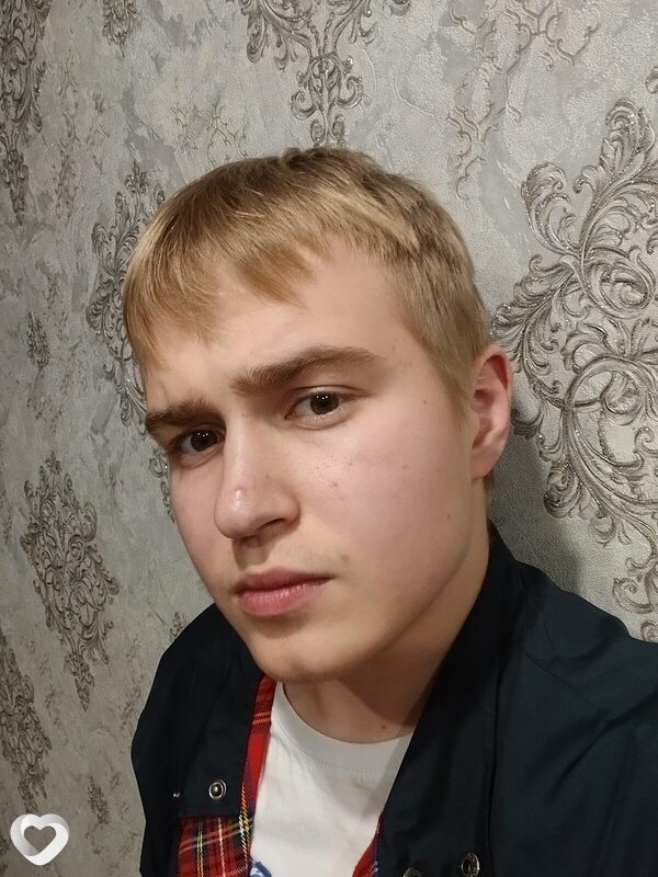 Максим, 20, Санкт-Петербурге — анкета №1403298
