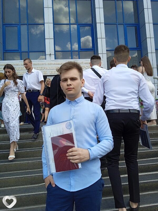 Евгений, 24, Керчи — анкета №1403348